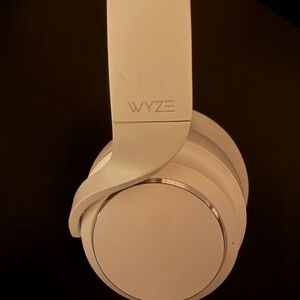 Wyze Sleek White Over-Ear Headphones